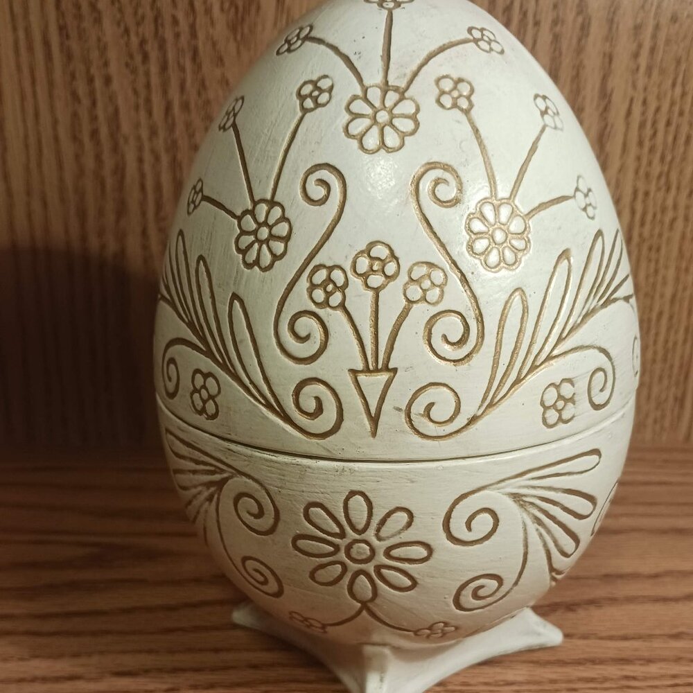 Ceramic Egg for Easter Surprise